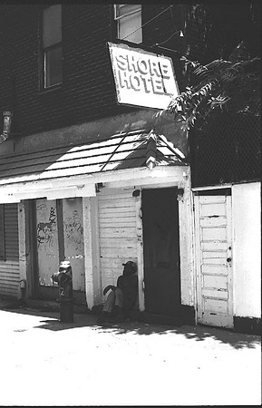 Shore Hotel, Bowery & Henderson Walk, July 1983