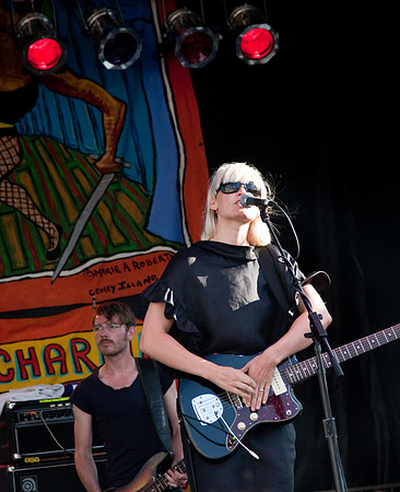 The Raveonettes @ Coney Island Siren Music Festival 2009