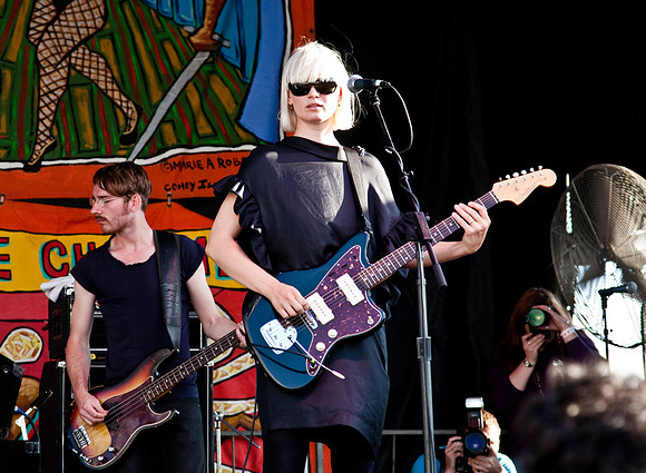 The Raveonettes @ Coney Island Siren Music Festival 2009