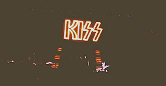 KISS