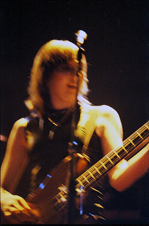 Girschool - Gil Weston