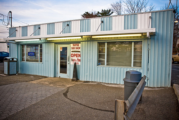 Tastee Sub Shop in Edison , NJ