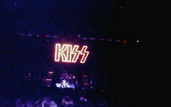 KISS