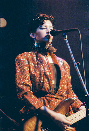 Holly Beth Vincent singing for Holly & The Italians